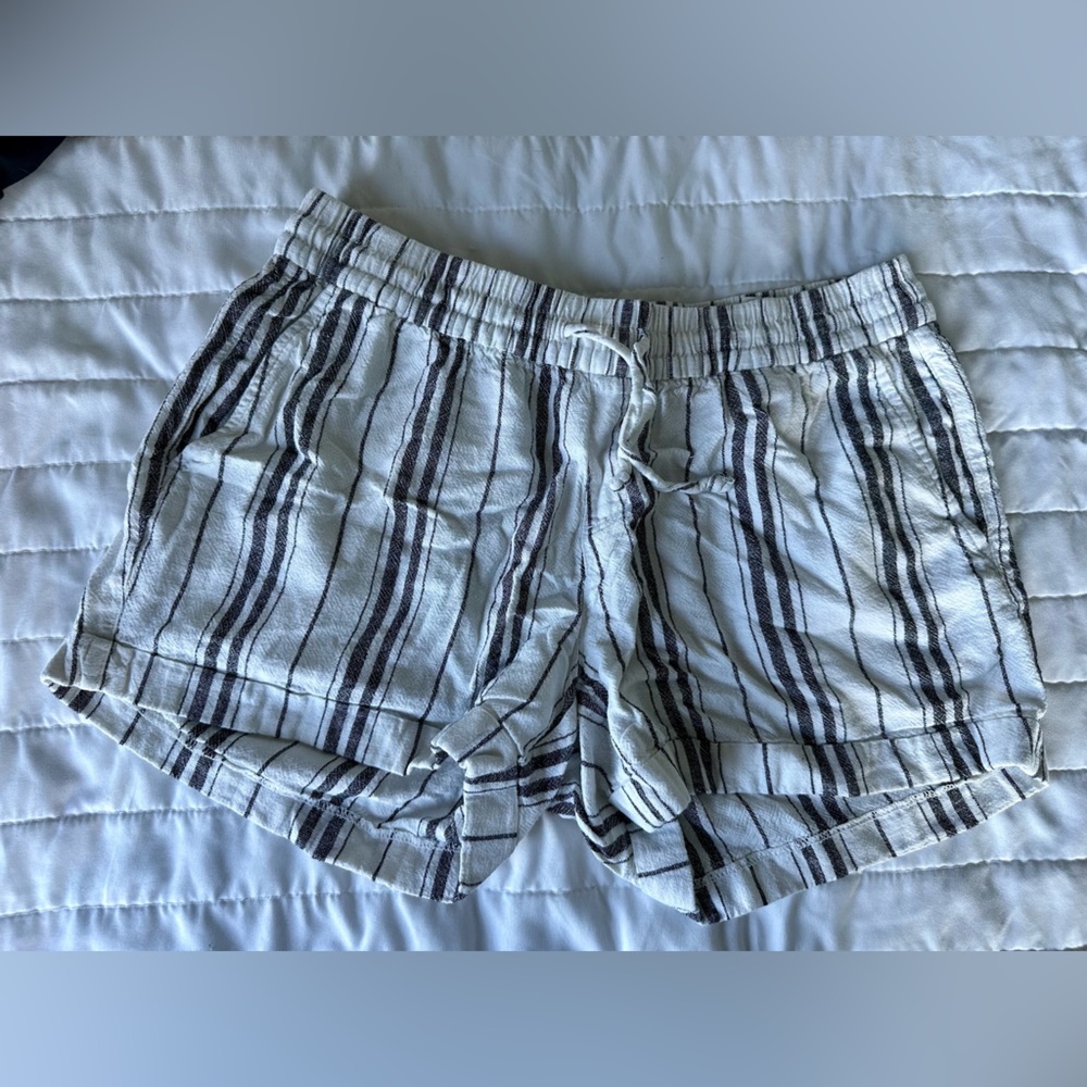 Old navy striped shorts